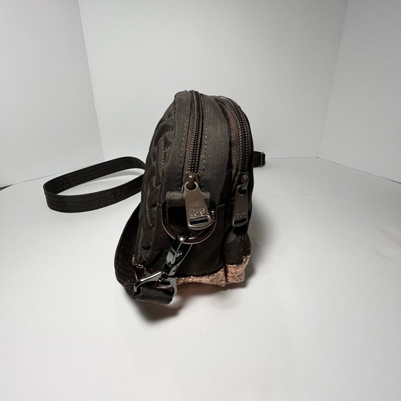 LUG | Punter LG crossbody & travel bag Chocolate Bronze 2 LG zip compartments - Picture 5 of 7